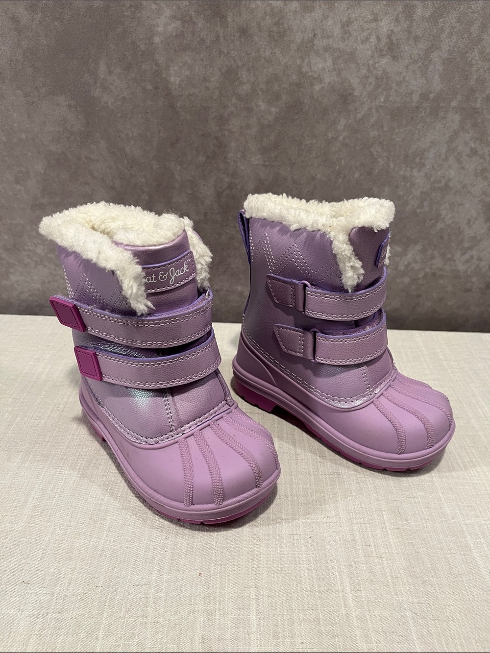 Cat & Jack Purple Lilac Kids Snow Boots with Faux Fur Cuff size 8